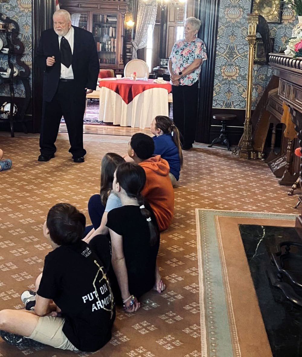 Oglesby-5th-Graders-1_web